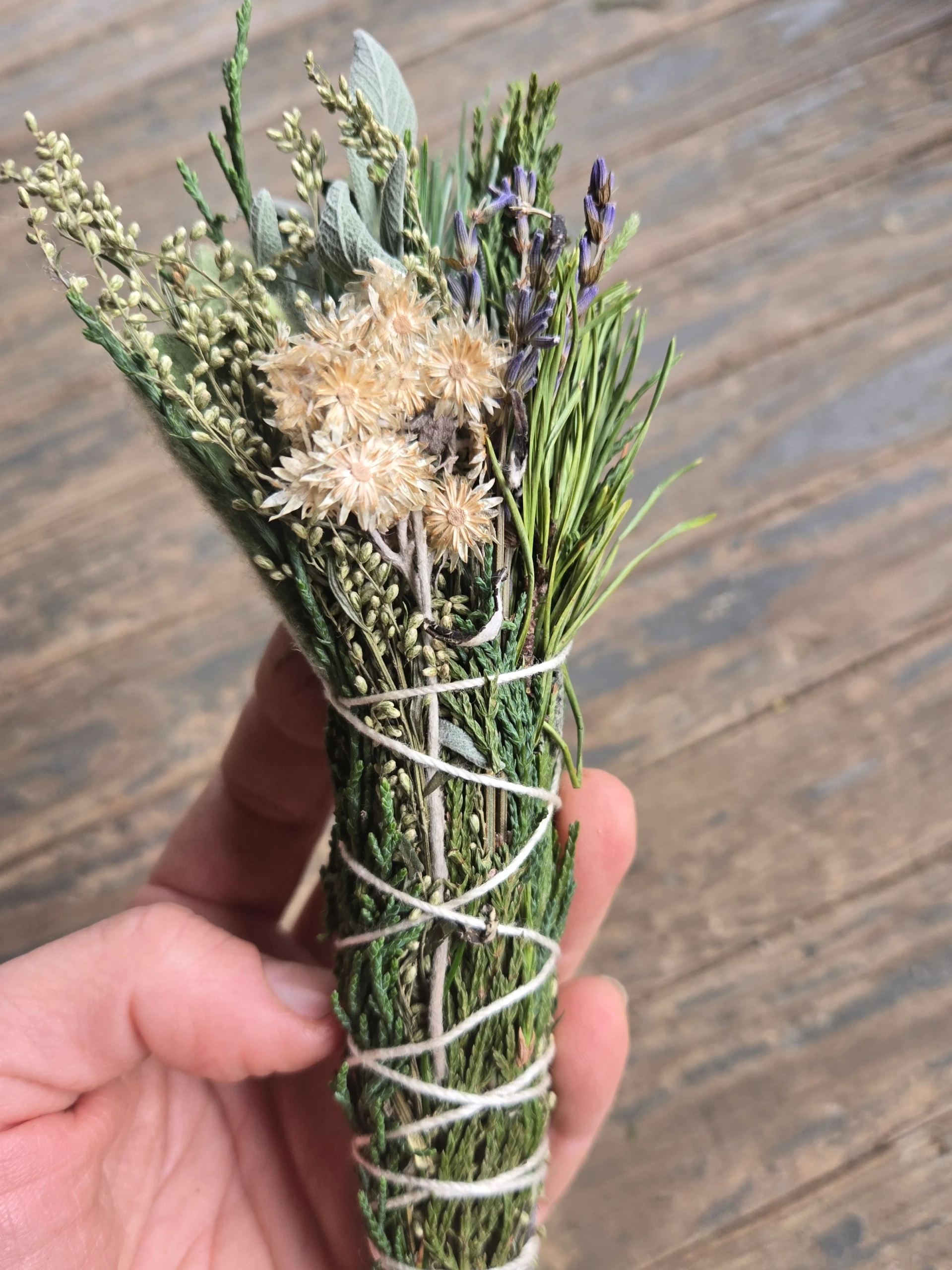 Handmade Holiday Gift Workshop - Brooms, Smudge Bundles, Botanical Dyeing : December 13th - Image 7