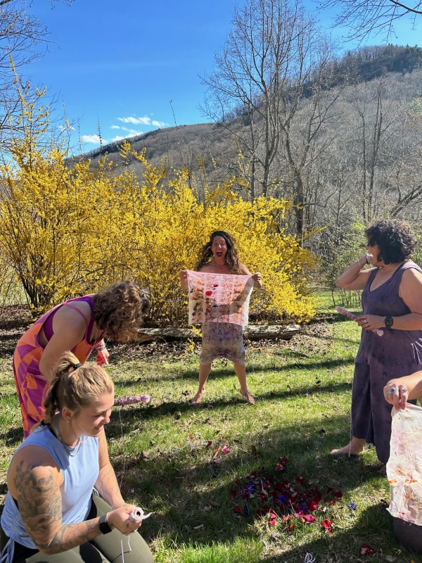 Handmade Holiday Gift Workshop - Brooms, Smudge Bundles, Botanical Dyeing : December 13th - Image 4