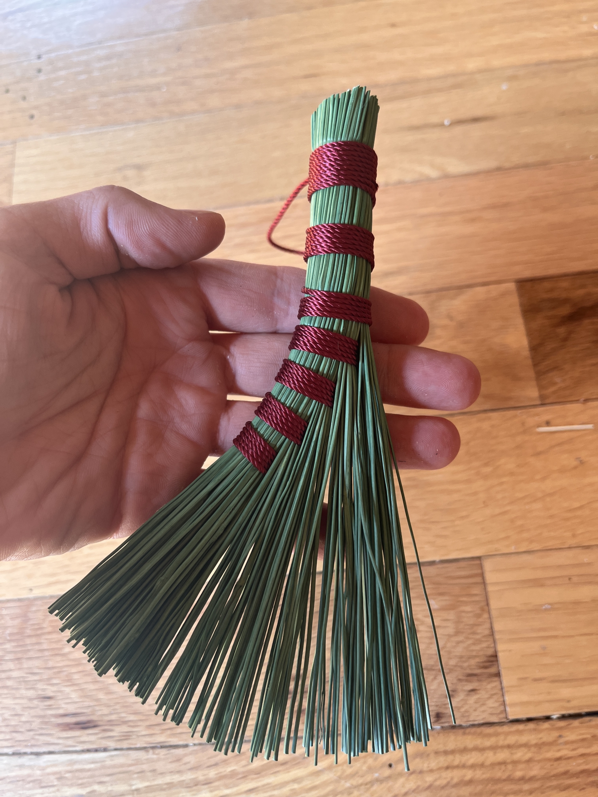 Handmade Holiday Gift Workshop - Brooms, Smudge Bundles, Botanical Dyeing : December 13th - Image 13