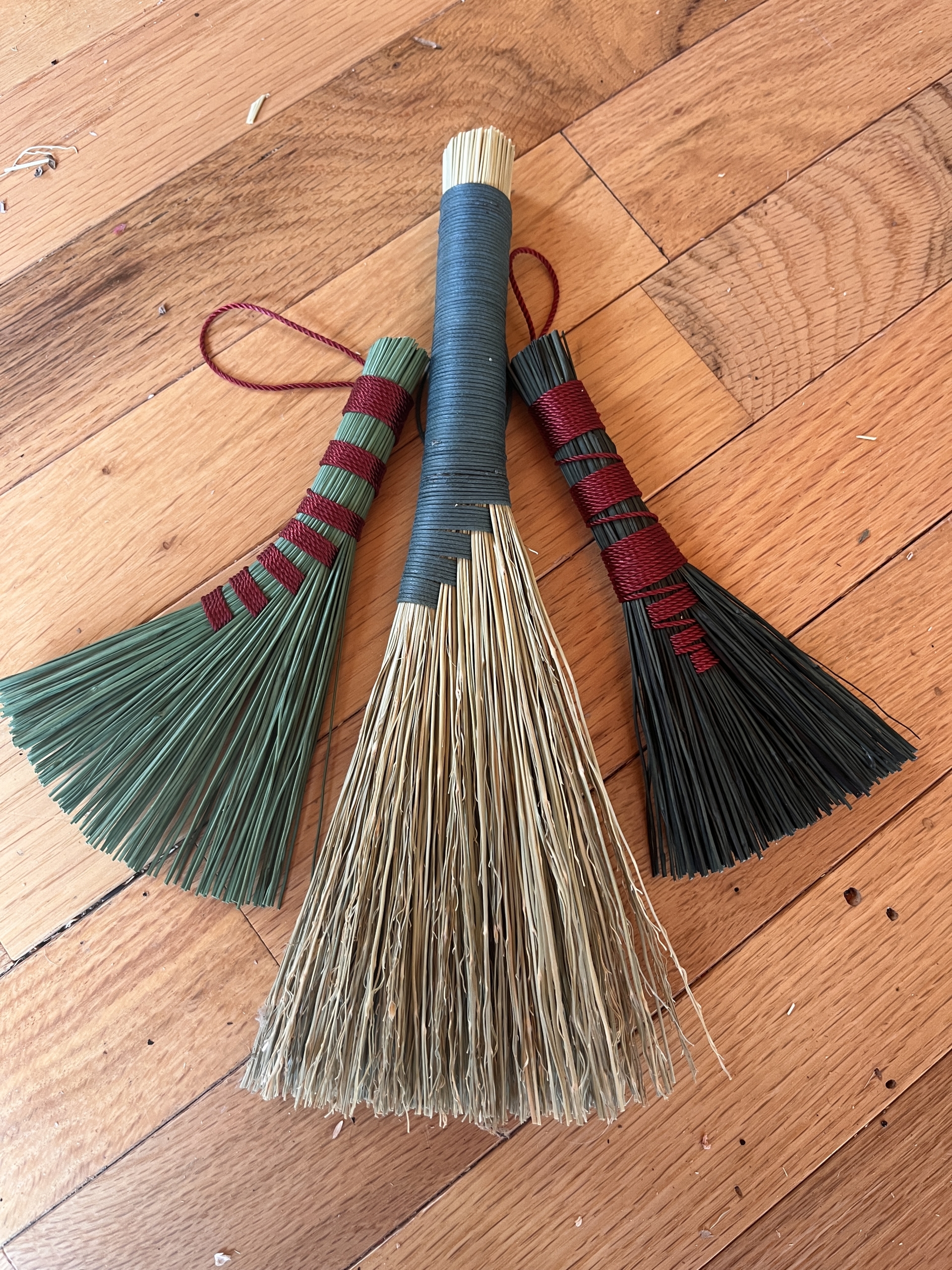 Handmade Holiday Gift Workshop - Brooms, Smudge Bundles, Botanical Dyeing : December 13th - Image 14