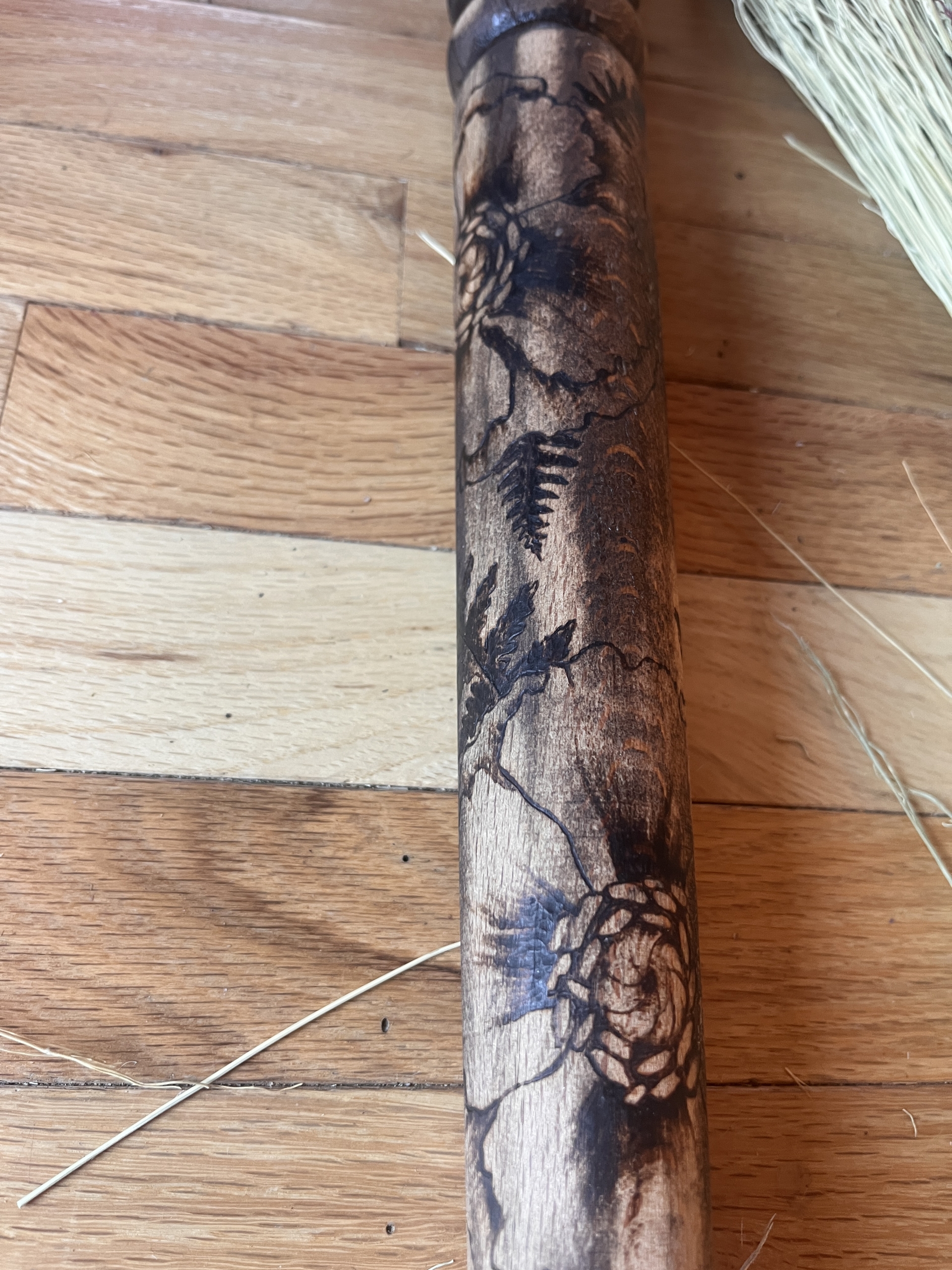 Poppy Hearth Broom - Image 2